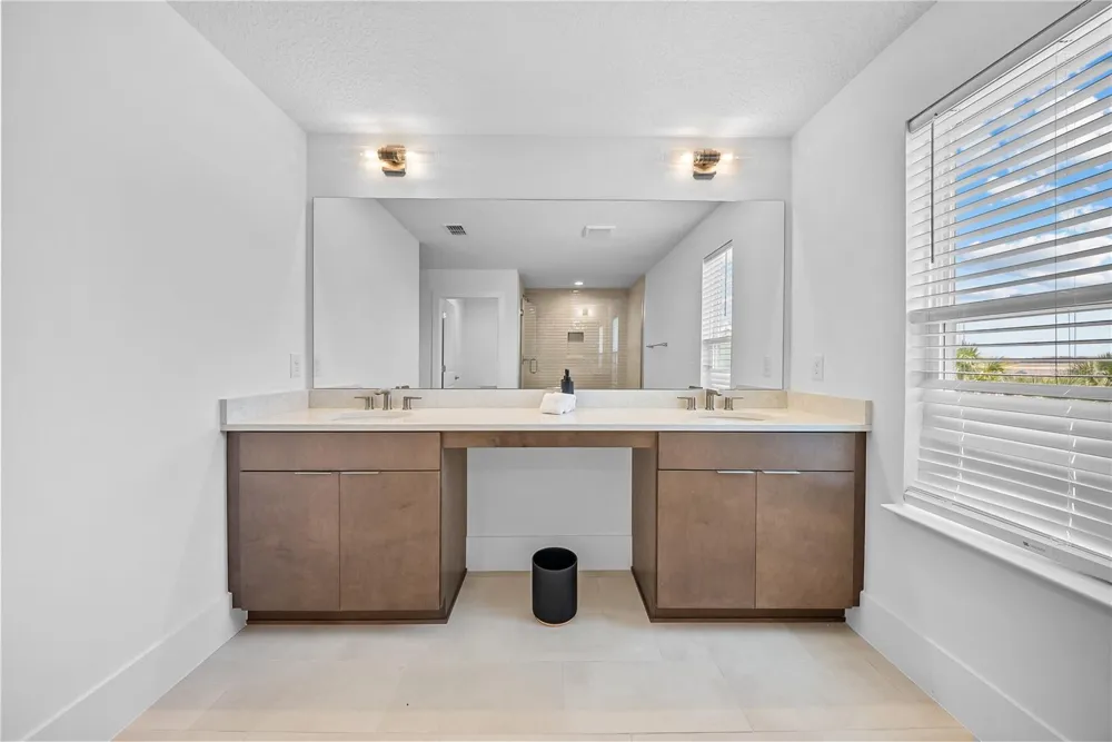 1694 PINECLIFF DRIVE Apopka, FL 32703