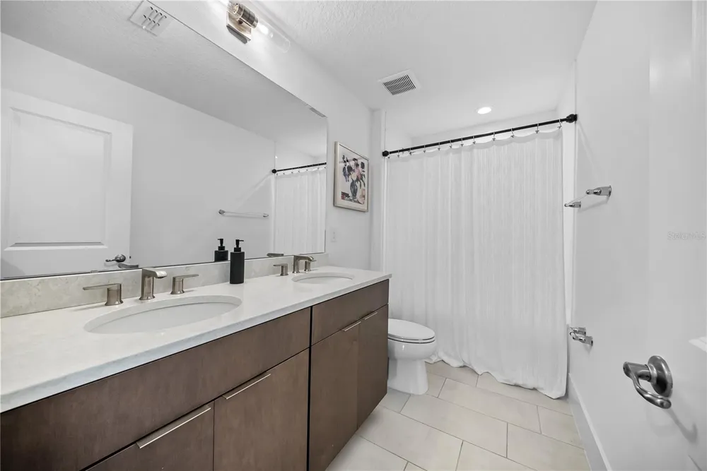 1694 PINECLIFF DRIVE Apopka, FL 32703