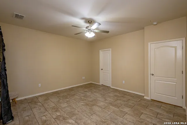 6015 Narciso Laredo, TX 78046