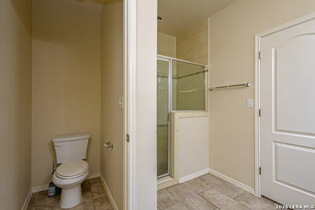 6015 Narciso Laredo, TX 78046