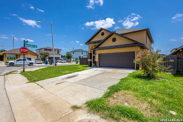 6015 Narciso Laredo, TX 78046
