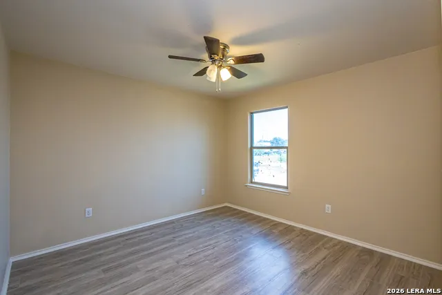 6015 Narciso Laredo, TX 78046