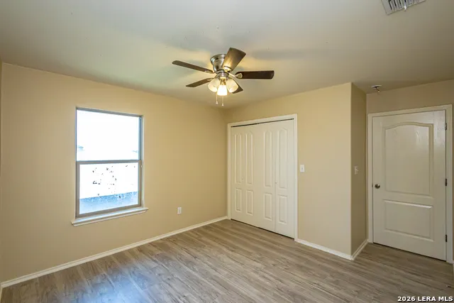 6015 Narciso Laredo, TX 78046