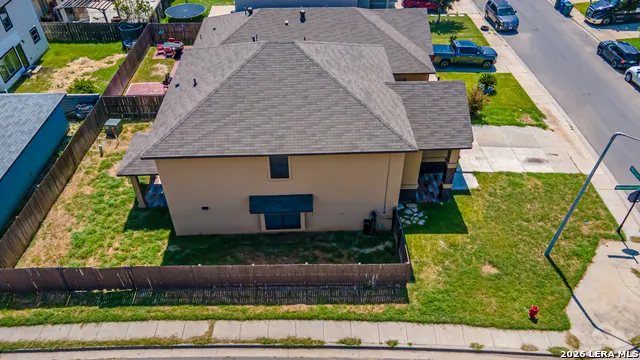 6015 Narciso Laredo, TX 78046