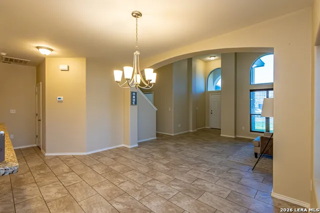 6015 Narciso Laredo, TX 78046