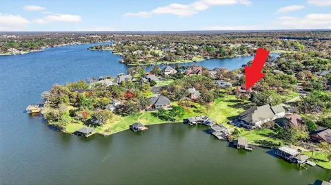 100 Mohawk Cove