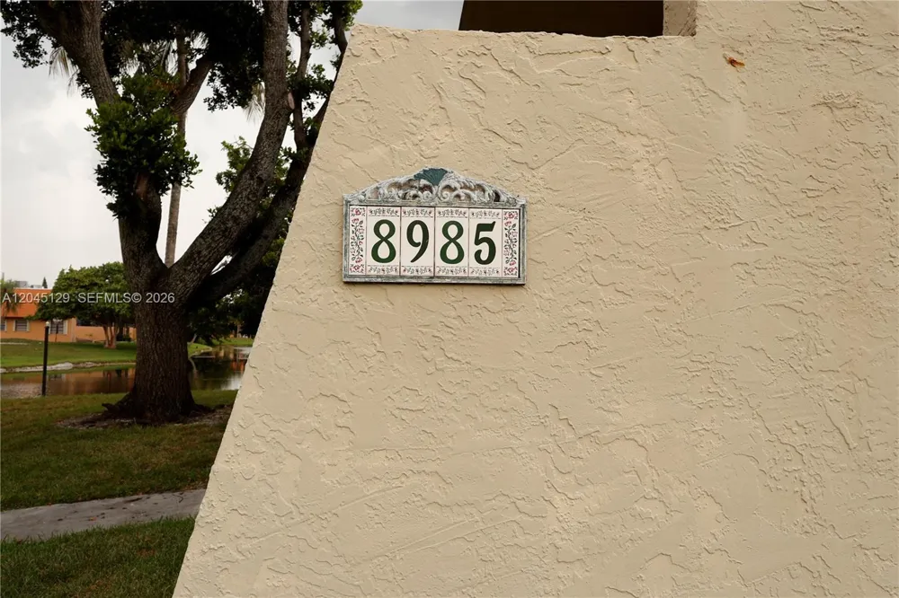 8985 Palm Tree Ln #8985 Pembroke Pines, FL 33024