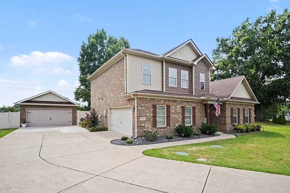 2501 Pinnacle Dr Chapel Hill, TN 37034