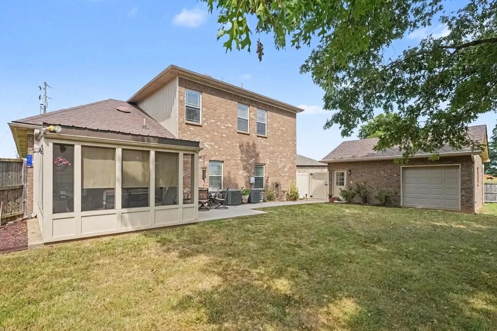 2501 Pinnacle Dr Chapel Hill, TN 37034
