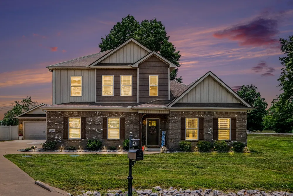 2501 Pinnacle Dr Chapel Hill, TN 37034