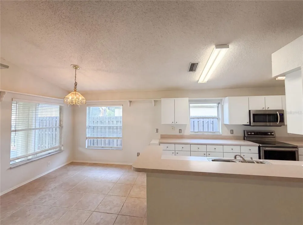4532 PERDITA LANE Lutz, FL 33558