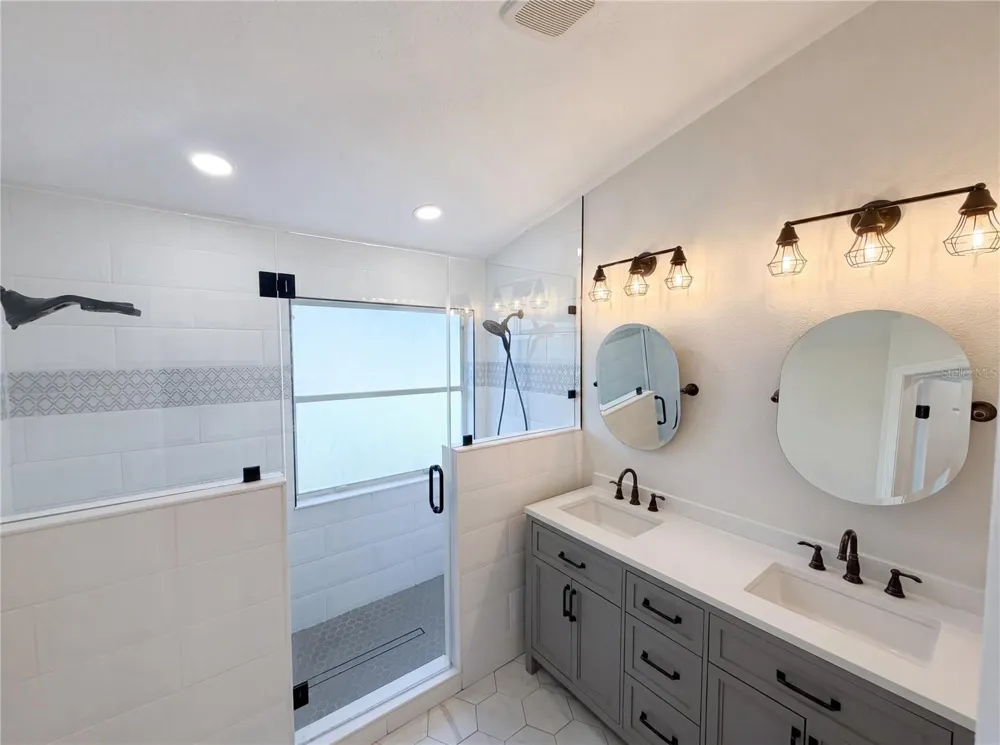 4532 PERDITA LANE Lutz, FL 33558