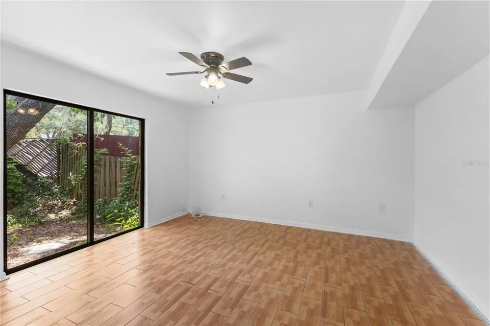 5641 ASHLEY OAKS DRIVE #37 Tampa, FL 33617