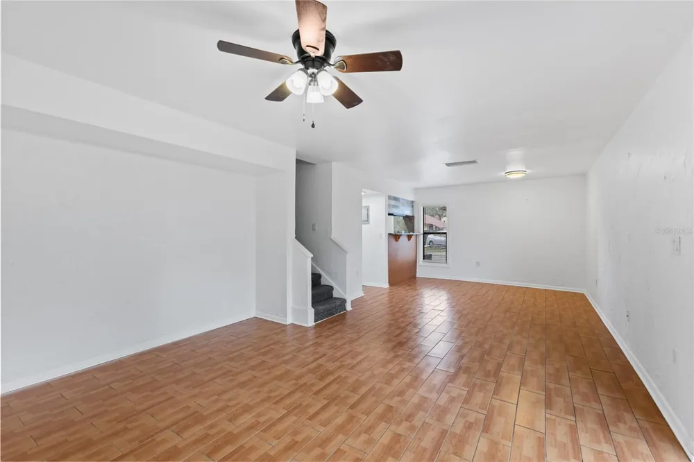 5641 ASHLEY OAKS DRIVE #37 Tampa, FL 33617