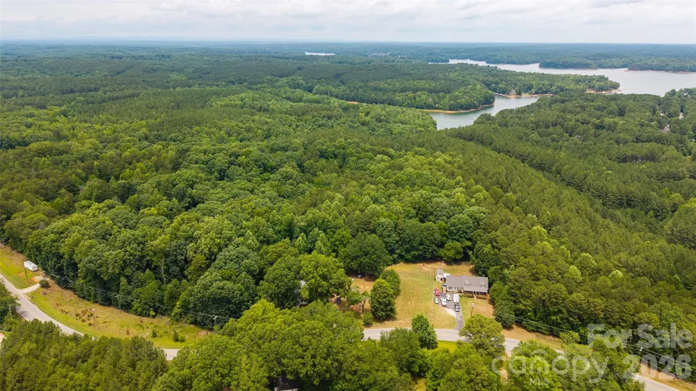 8628 Island Point Road Sherrills Ford, NC 28673