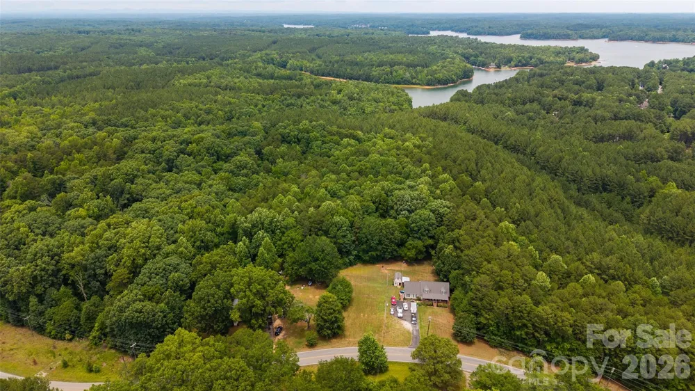 8628 Island Point Road Sherrills Ford, NC 28673