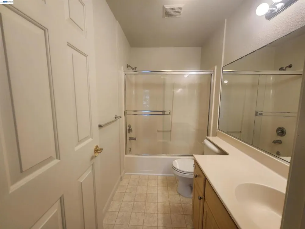 252 Lansing Way Hayward, CA 94541