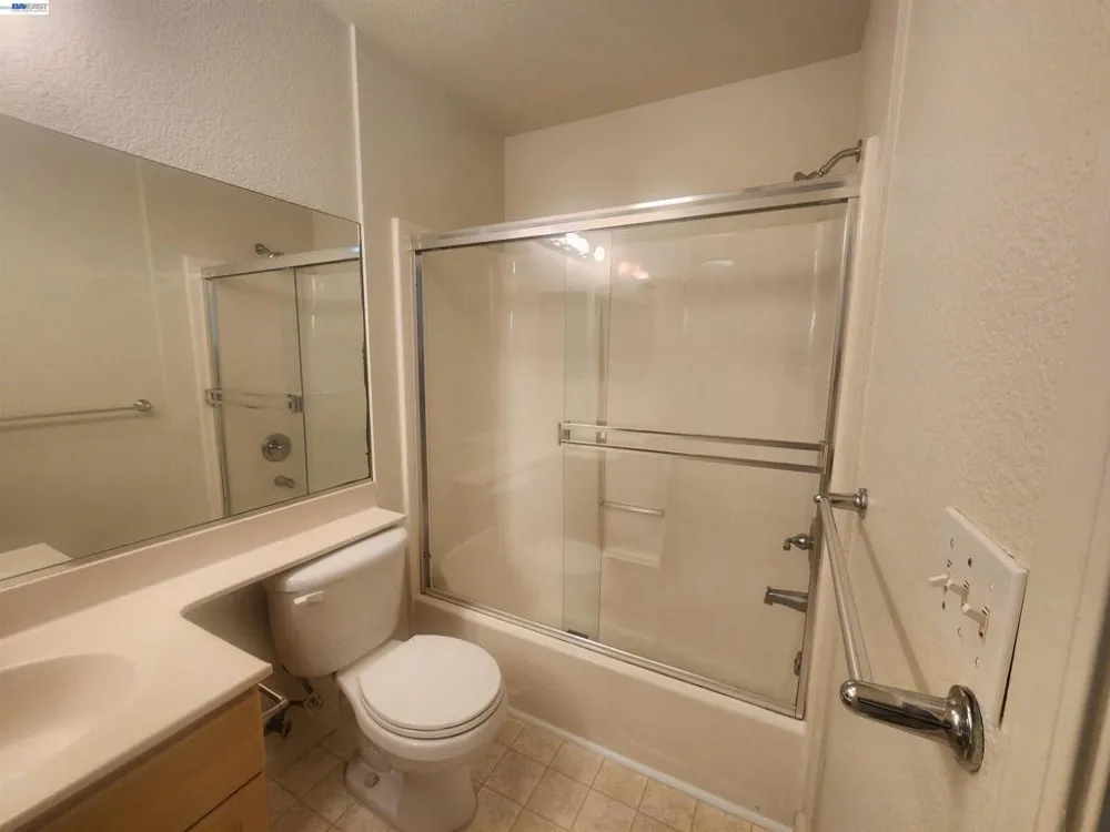 252 Lansing Way Hayward, CA 94541