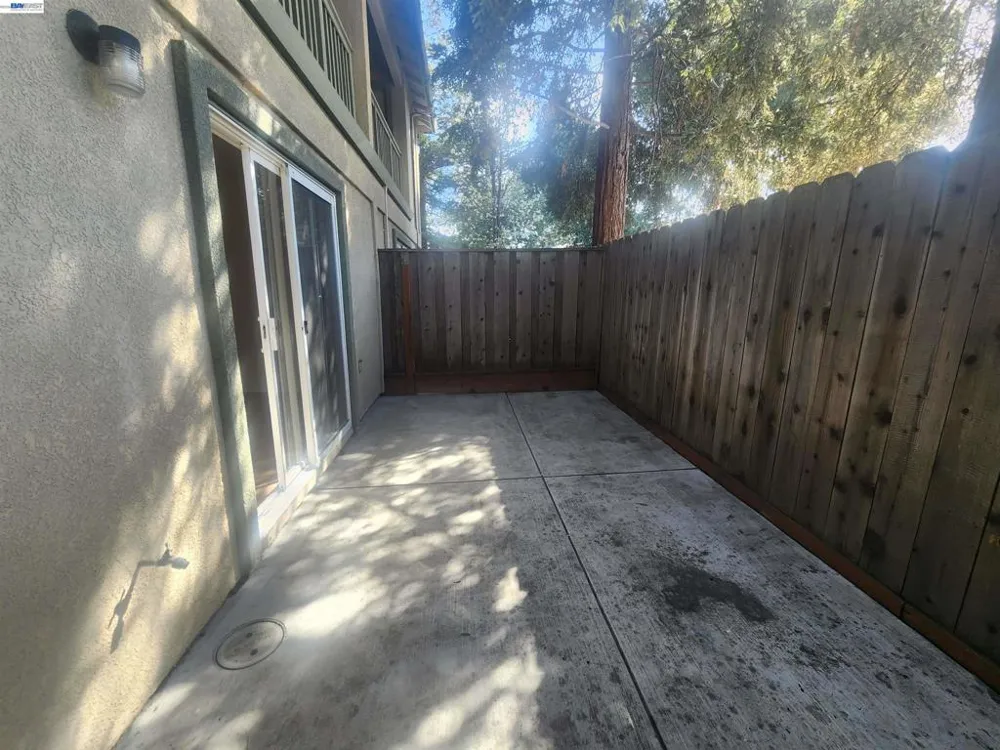 252 Lansing Way Hayward, CA 94541