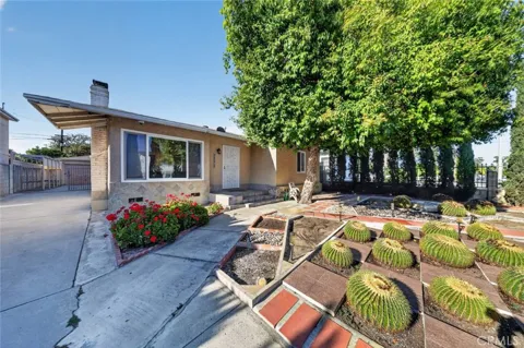 11407 Delano