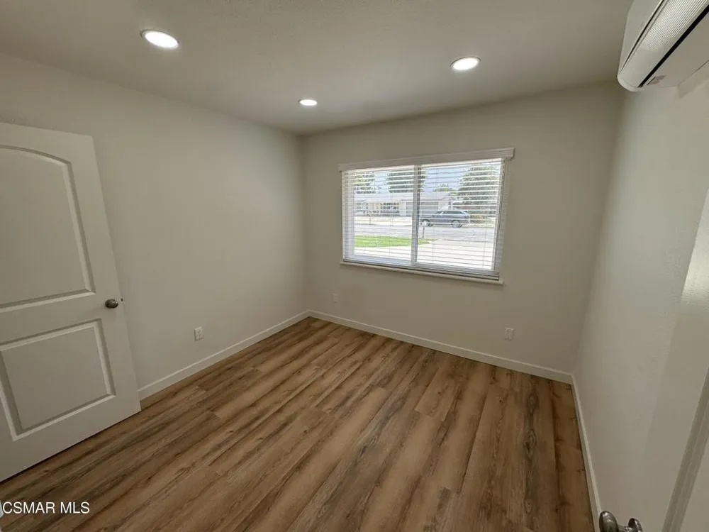 1281 Hartley Avenue #B Simi Valley, CA 93065