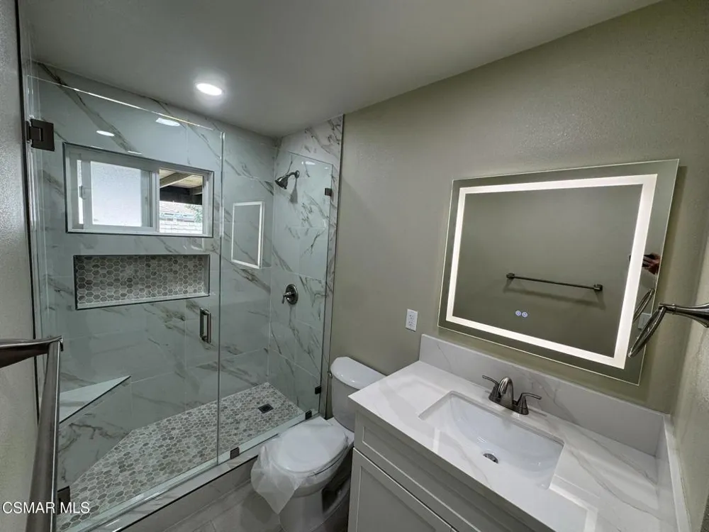 1281 Hartley Avenue #B Simi Valley, CA 93065