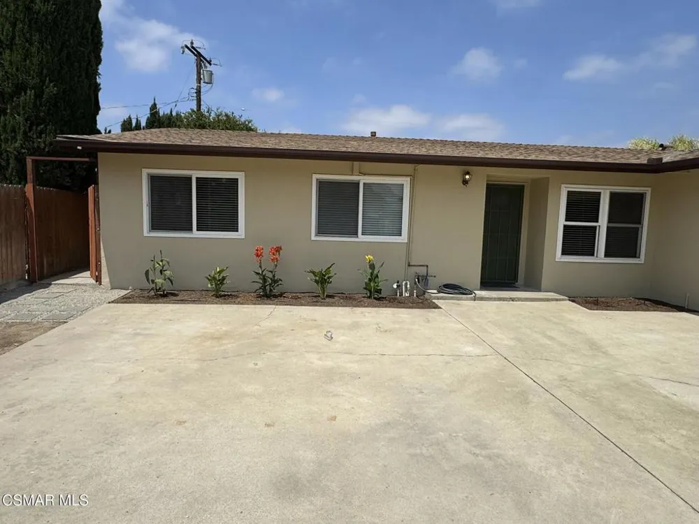 1281 Hartley Avenue #B Simi Valley, CA 93065