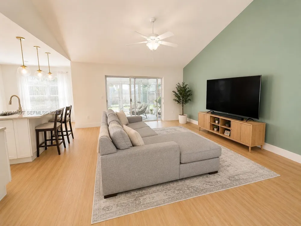 338 mantis loop Other City - In The State Of Florida, FL 32703