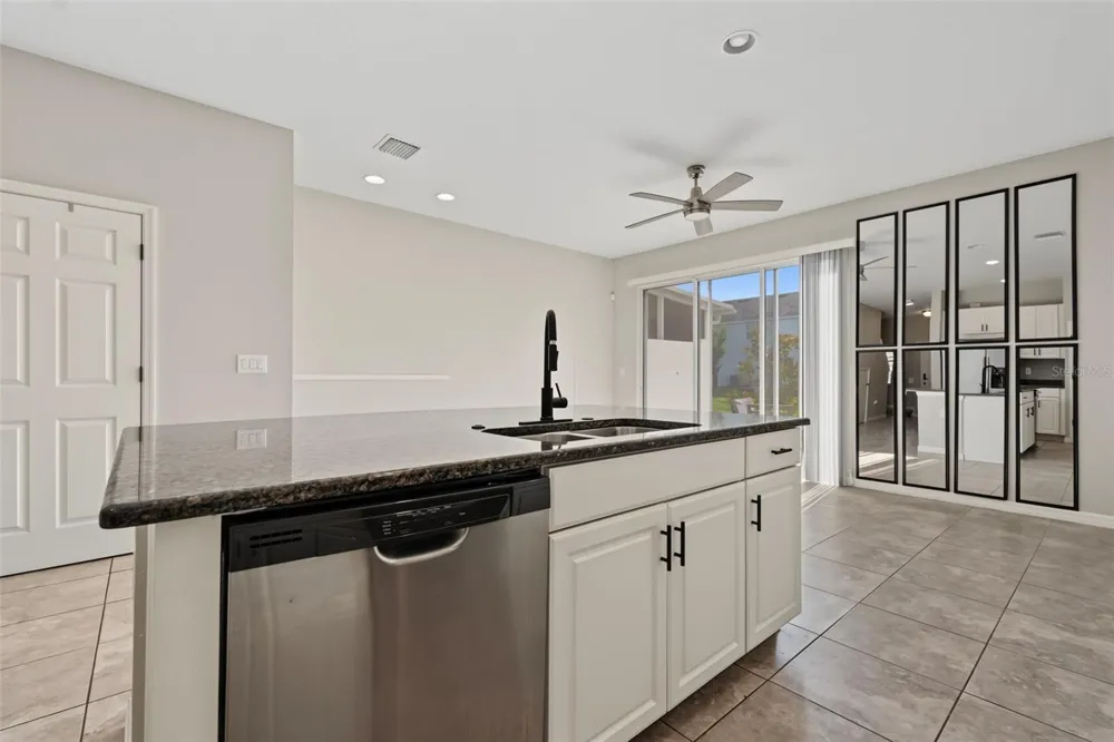 7052 SUMMER HOLLY PLACE Riverview, FL 33578