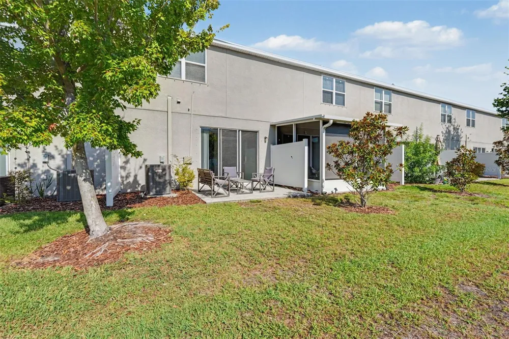 7052 SUMMER HOLLY PLACE Riverview, FL 33578