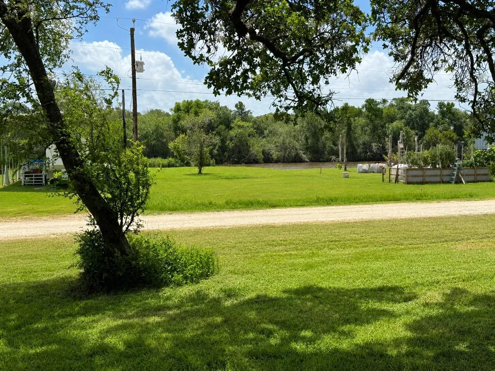 Riverside Drive Palacios, TX 77465