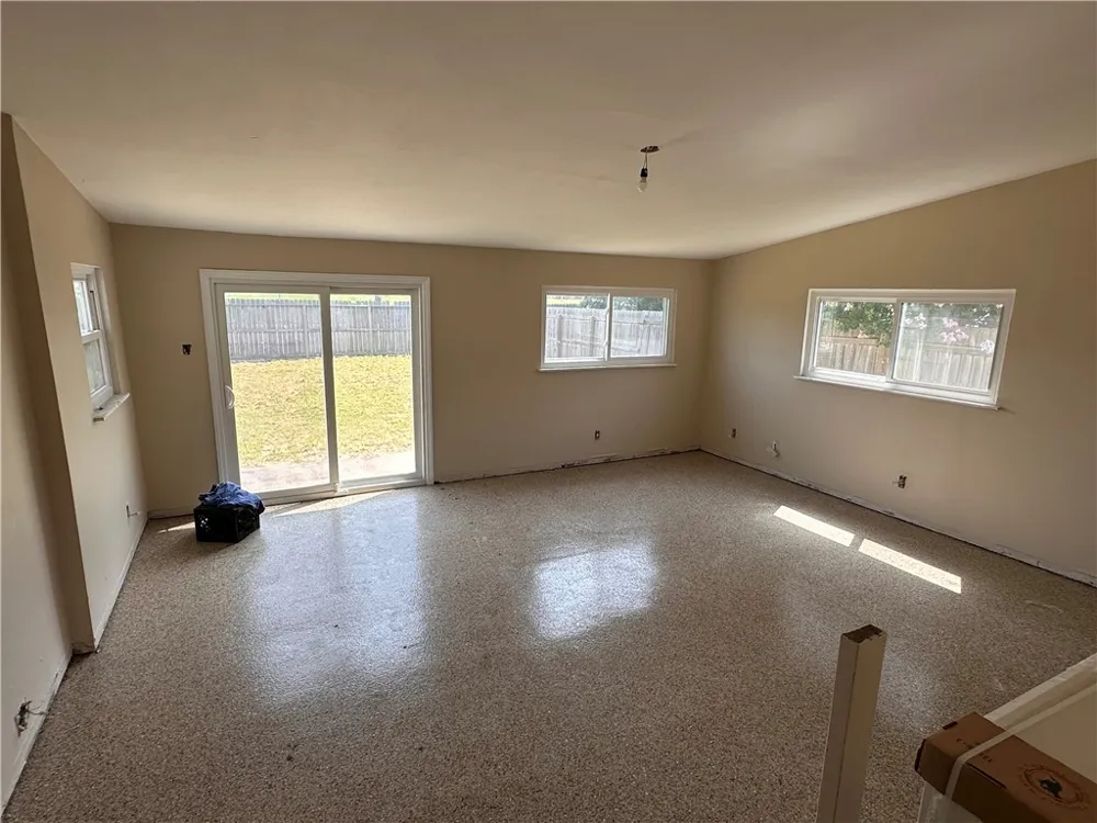 3801 Chestnut Street Corpus Christi, TX 78411