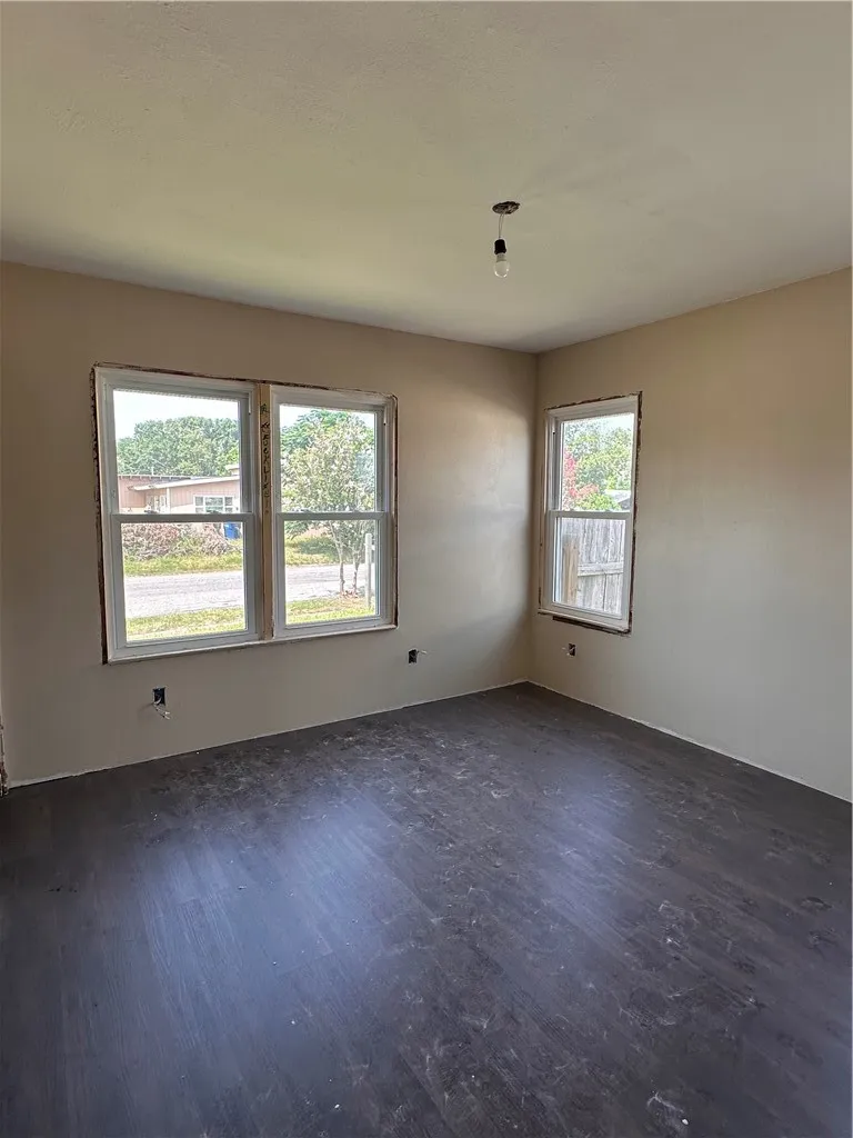 3801 Chestnut Street Corpus Christi, TX 78411