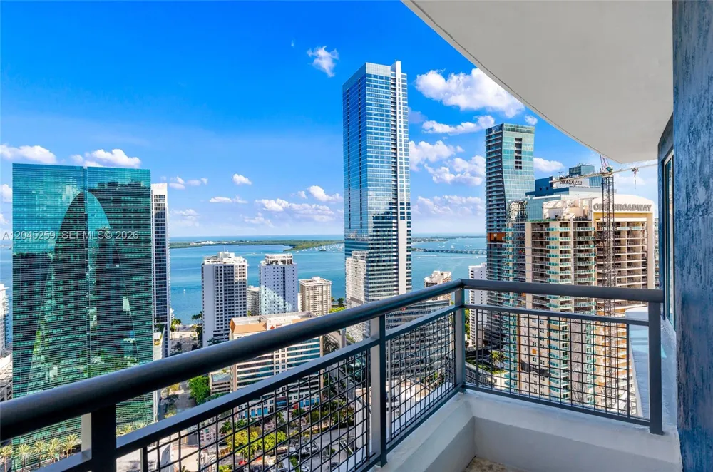 60 SW 13th St #3200 Miami, FL 33130