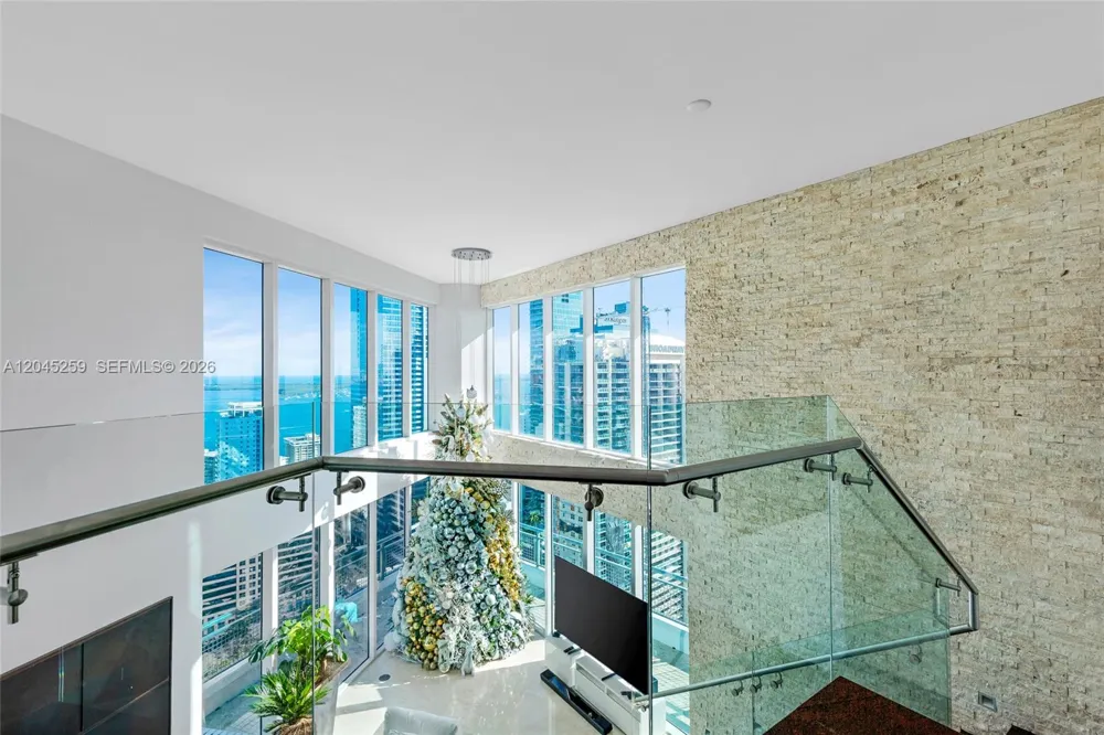 60 SW 13th St #3200 Miami, FL 33130