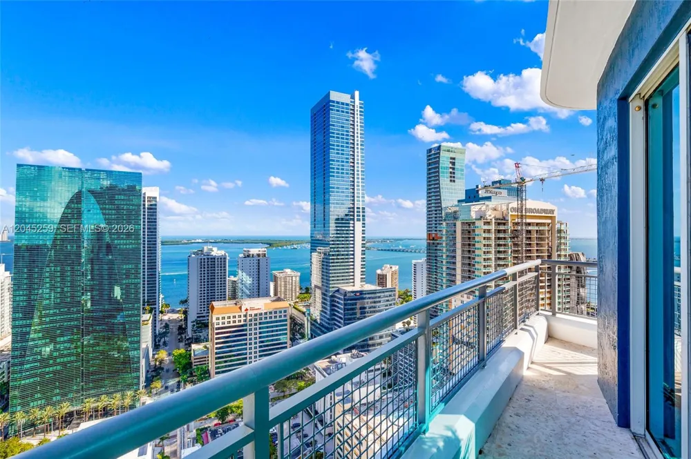 60 SW 13th St #3200 Miami, FL 33130
