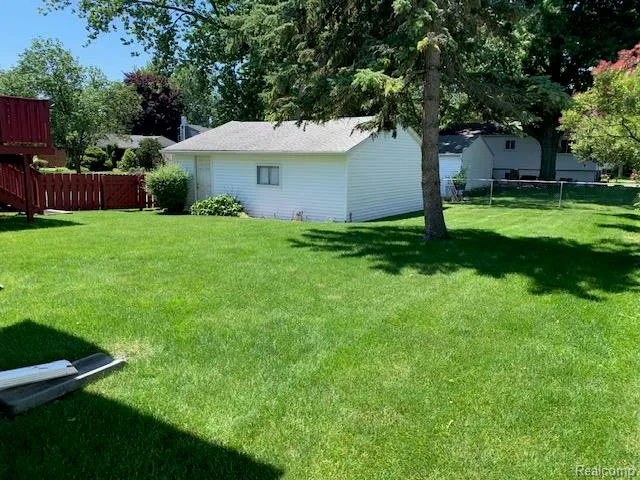 9187 Sheldon Plymouth Charter Township, MI 48170