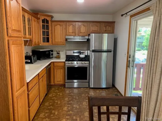 9187 Sheldon Plymouth Charter Township, MI 48170