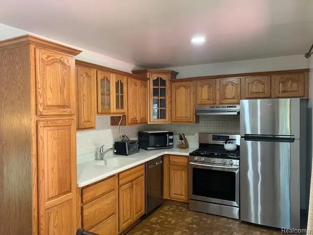 9187 Sheldon Plymouth Charter Township, MI 48170