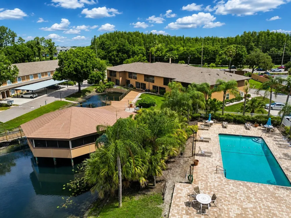 14623 PAR CLUB CIRCLE #14623 Tampa, FL 33618