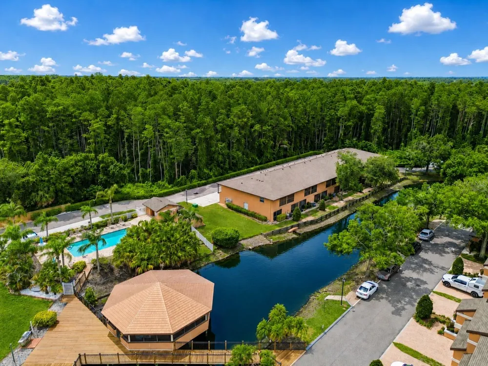 14623 PAR CLUB CIRCLE #14623 Tampa, FL 33618