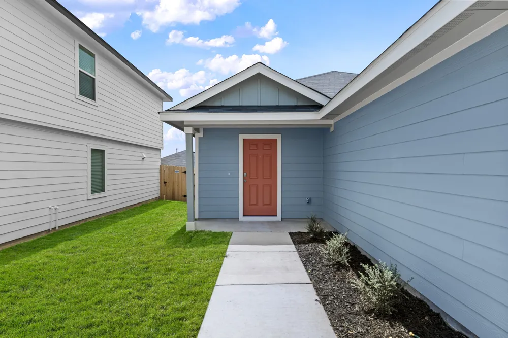 212 Surrey Oaks Maxwell, TX 78656
