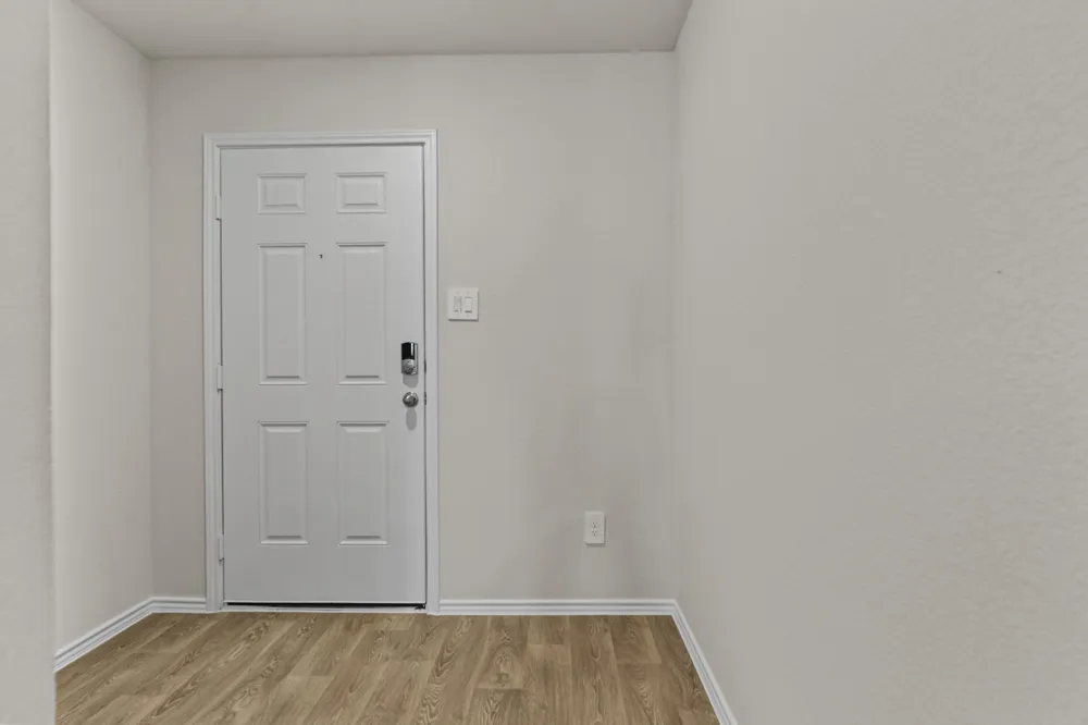 212 Surrey Oaks Maxwell, TX 78656