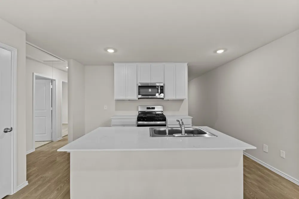 212 Surrey Oaks Maxwell, TX 78656