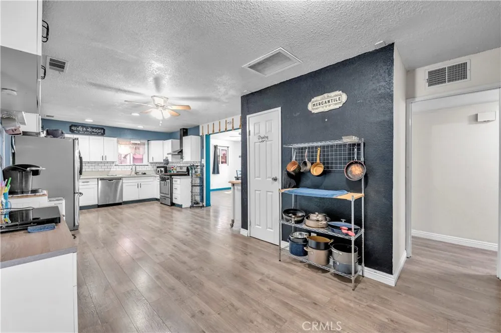 784 S Miramar San Jacinto, CA 92583