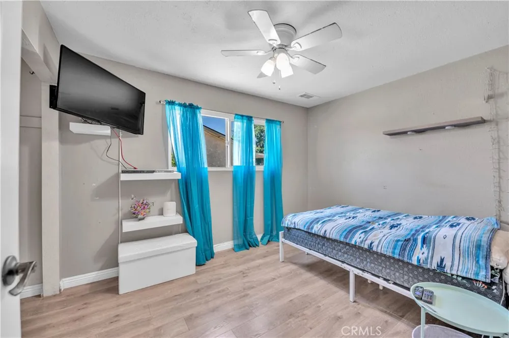 784 S Miramar San Jacinto, CA 92583