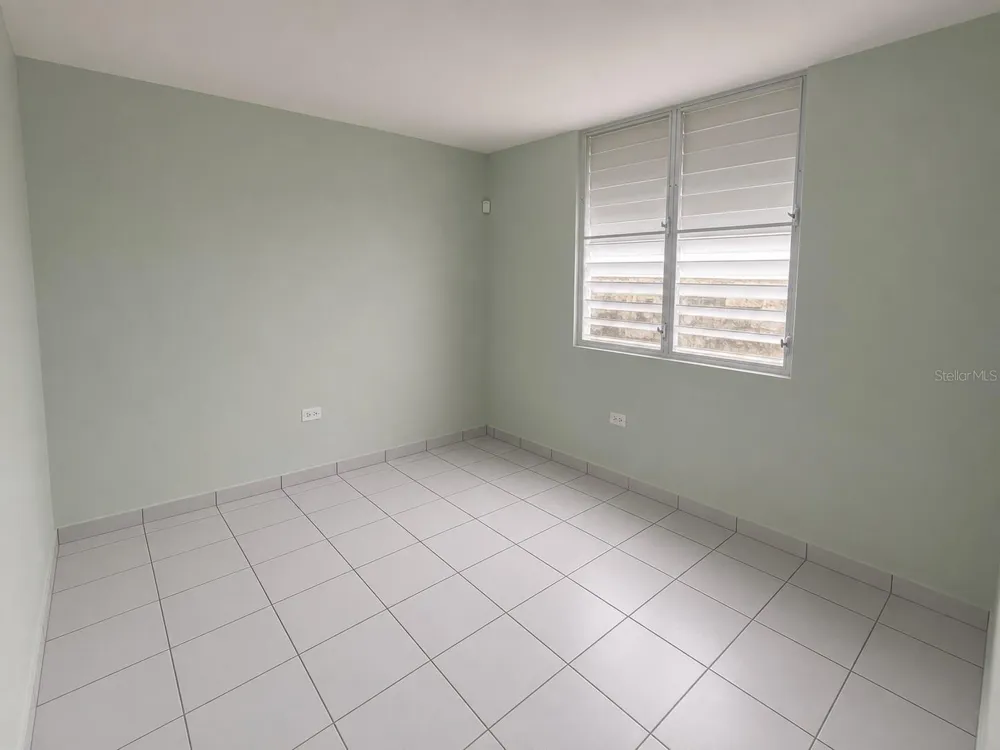 H17 4TH STREET Arroyo, PR 00714