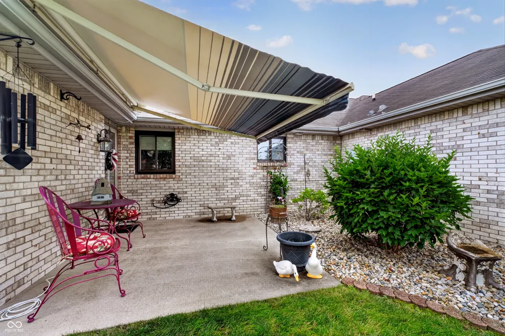 175 Warwick Way Pendleton, IN 46064