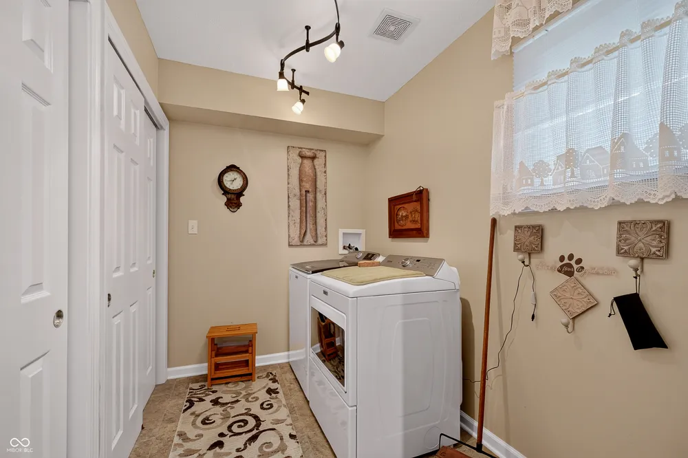 175 Warwick Way Pendleton, IN 46064