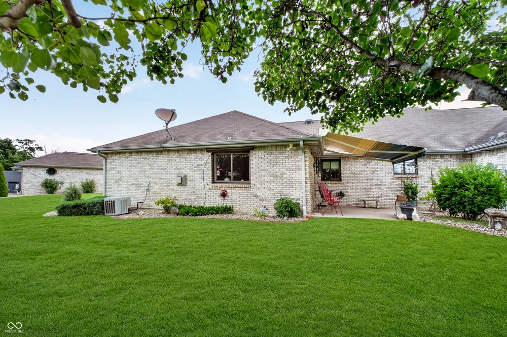 175 Warwick Way Pendleton, IN 46064